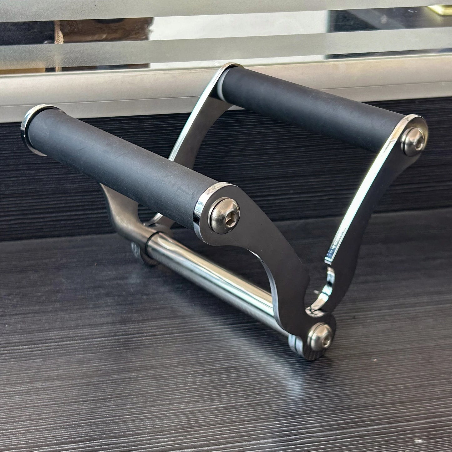 V Bar Row Landmine Handle Attachment for Barbell Bars T Bar Row Attachment Core Strength Training Accessories